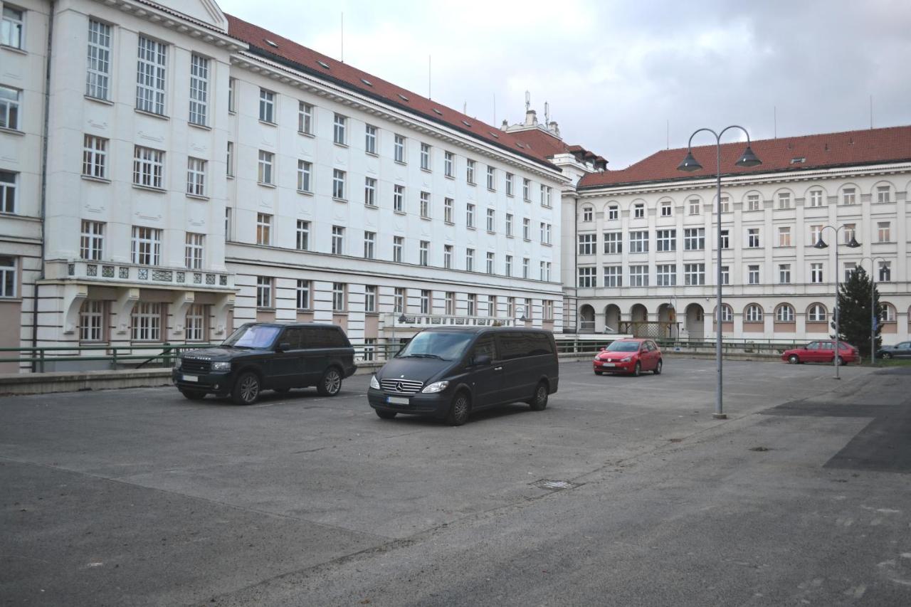 Hostel Masarykova Prague Exterior photo