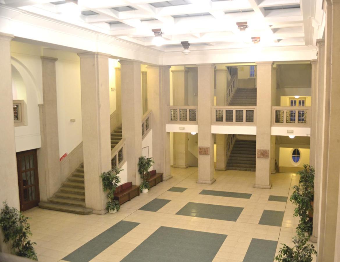 Hostel Masarykova Prague Exterior photo